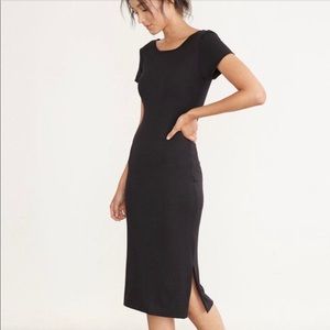 Amour Vert Teah Midi Dress